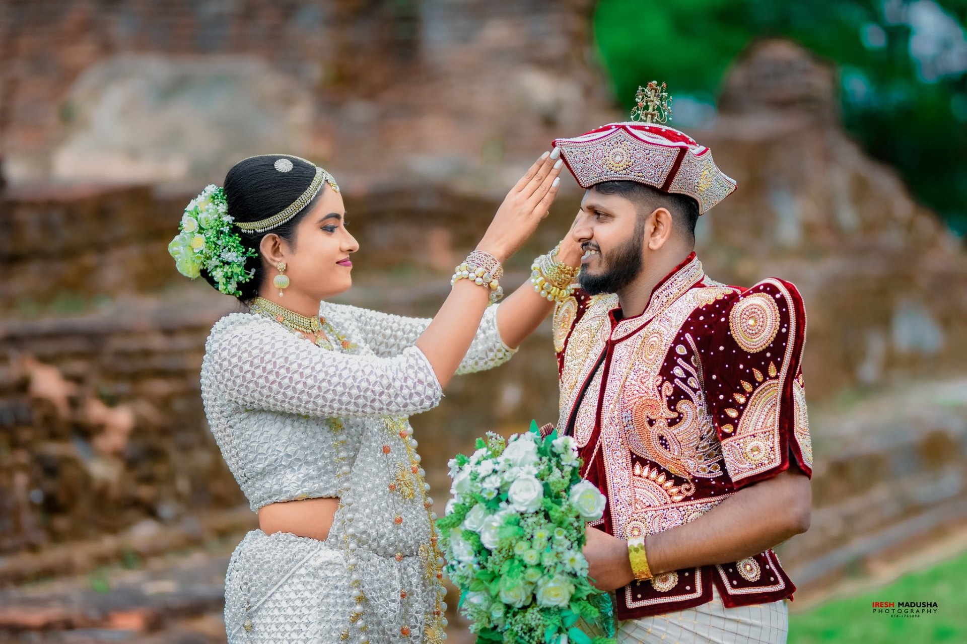 Traditional Kandyan crown ceremony moment